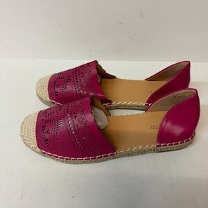Wanted Womens 8.5 M Hot Pink Faux Leather Flat Closed Toed Sandals NIB YV0